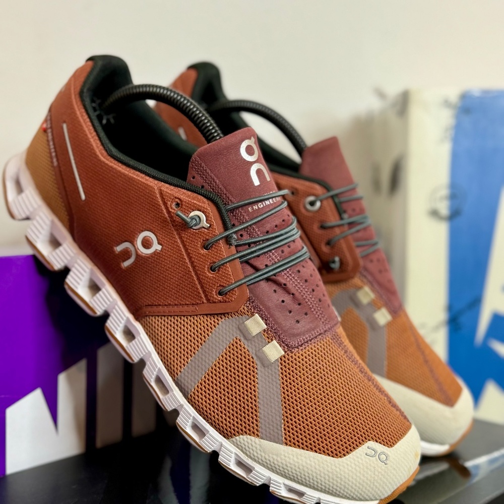 On Cloud 70/30 Brown Pecan White Running Shoe  Mens Size 9.5